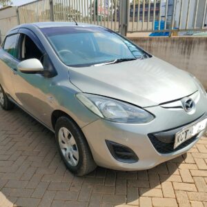 Mazda Demio 2013