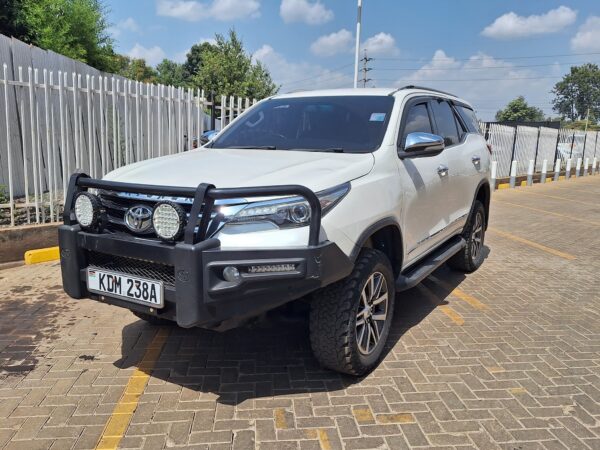 Toyota Fortuner 2016